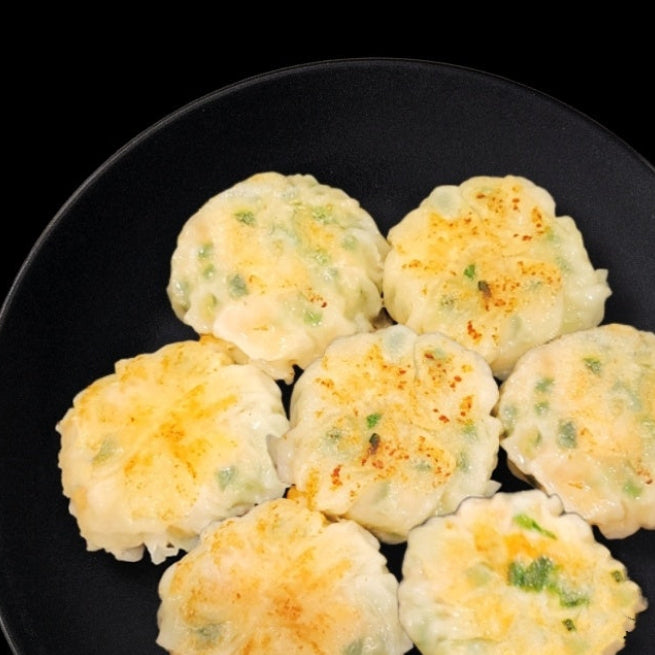 Pan-Fried Shrimp and Chive Pancake 새우와 부추 팬케이크 5 Pcs
